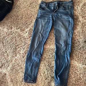 Womens blue American eagle jeans